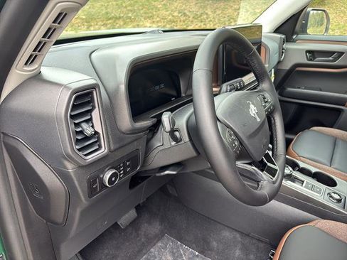 New 2025 Ford Bronco Sport Outer Banks w/ Outer Banks Tech Package+ AWD/4WD image 12