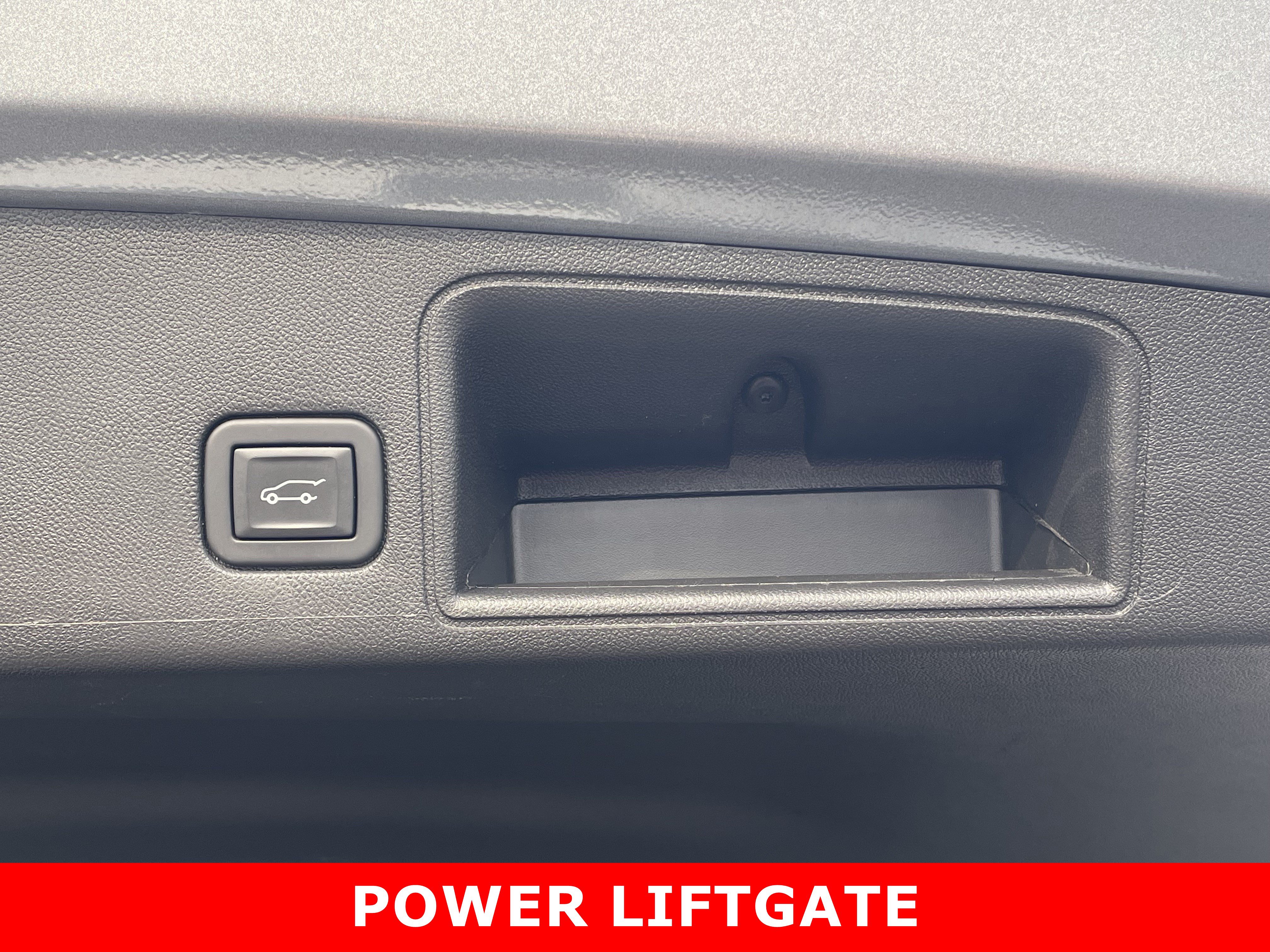 Certified 2023 GMC Terrain SLE w/ Driver Convenience Package AWD/4WD image 19
