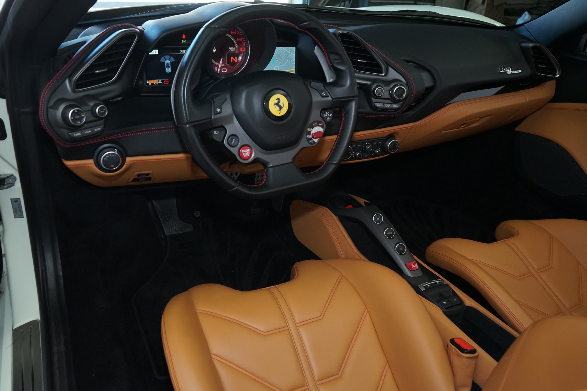 Used 2018 Ferrari 488 Spider RWD image 10