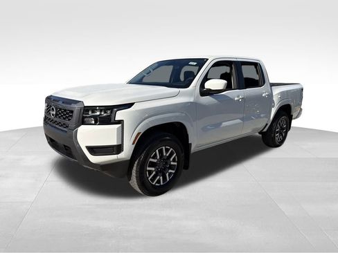 New 2026 Nissan Frontier SV w/ SV Convenience Package image 3