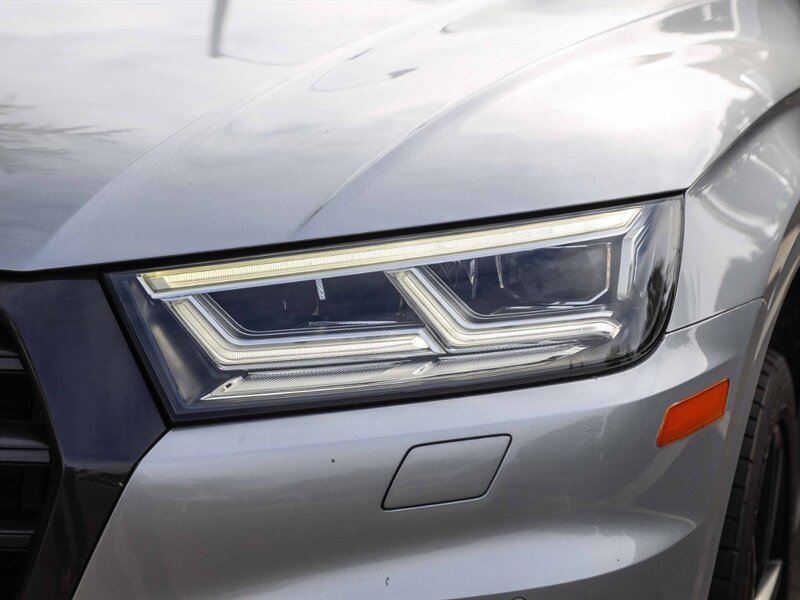 Used 2019 Audi Q5 2.0T Premium Plus w/ Premium Plus Package AWD/4WD image 10