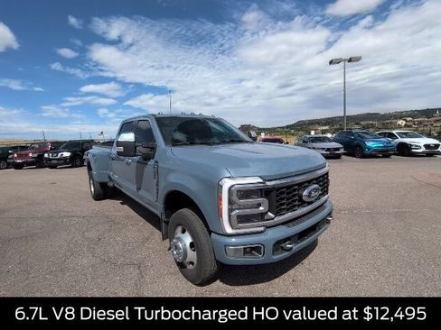 Used 2023 Ford F350 Platinum AWD/4WD image 3