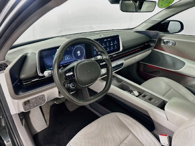 Used 2023 Hyundai Ioniq 6 Limited AWD/4WD image 3