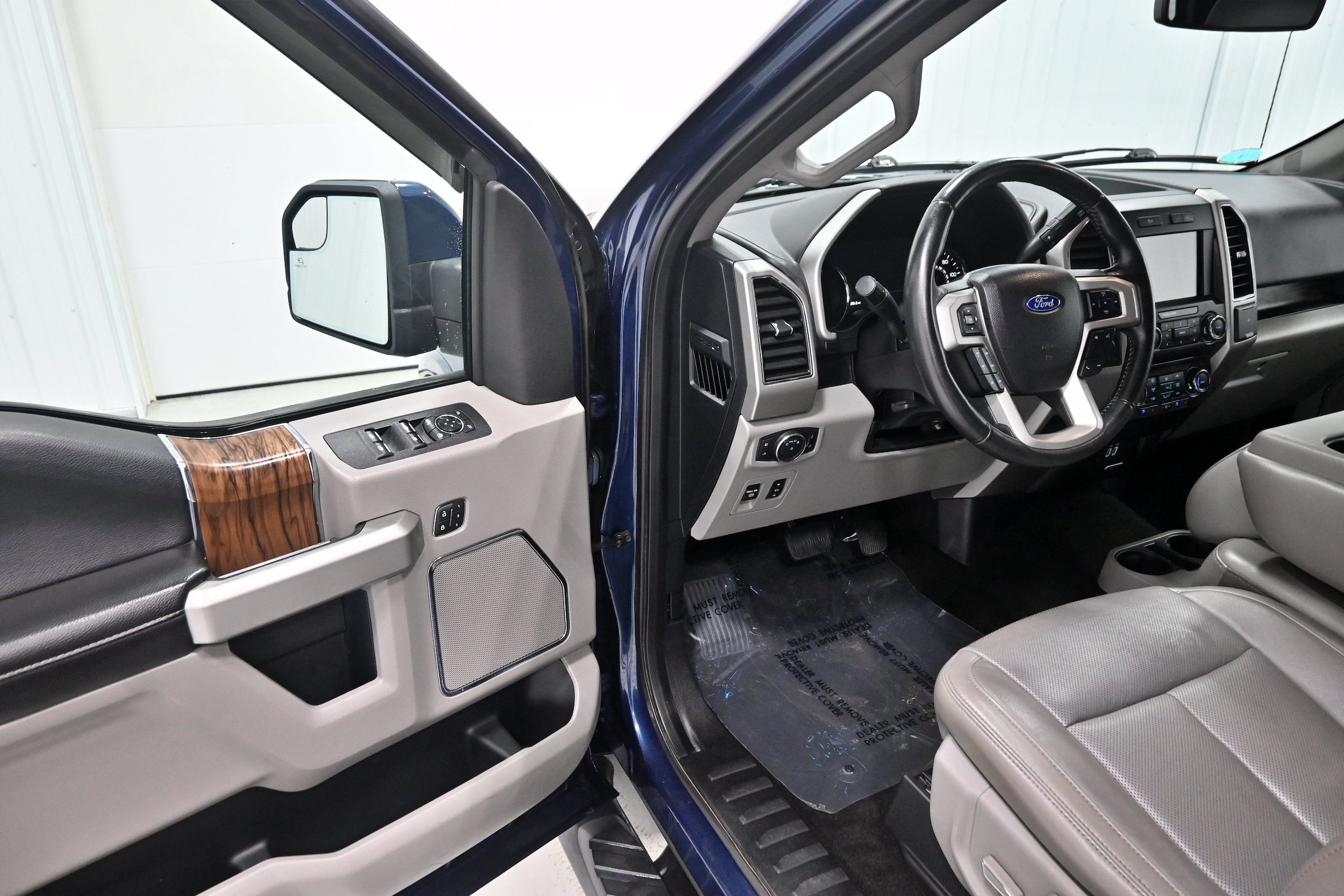 Used 2018 Ford F150 Lariat AWD/4WD image 4