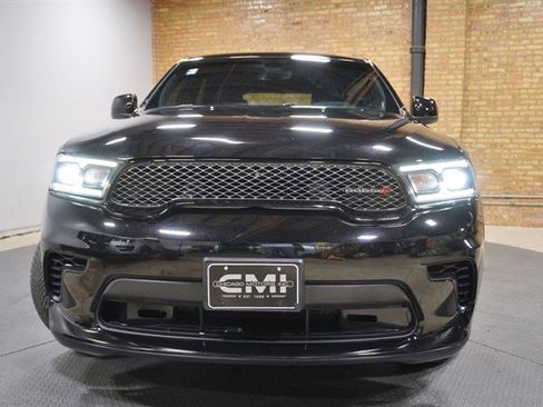 Used 2023 Dodge Durango AWD image 4