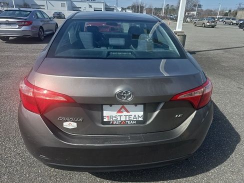 Used 2018 Toyota Corolla LE image 6