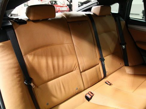 Used 2018 BMW X4 M40i image 26