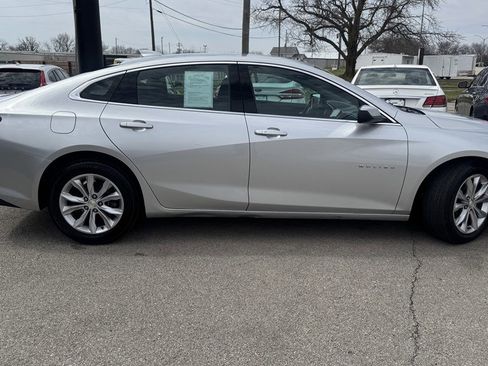 Used 2021 Chevrolet Malibu LT image 9