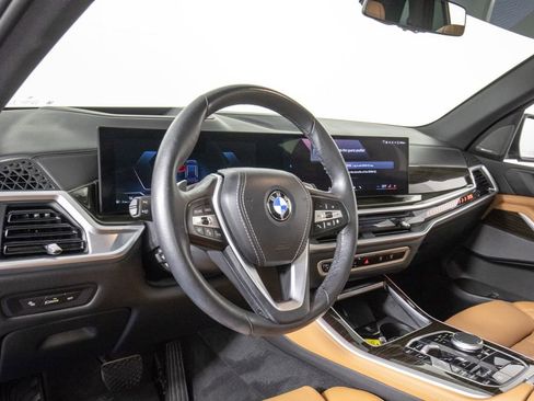 Used 2024 BMW X5 sDrive40i w/ Premium Package RWD image 16