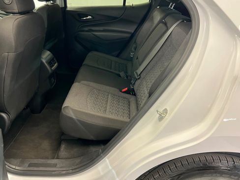 Used 2024 Chevrolet Equinox LT AWD/4WD image 22
