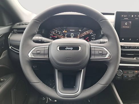 New 2026 Jeep Compass Limited image 20