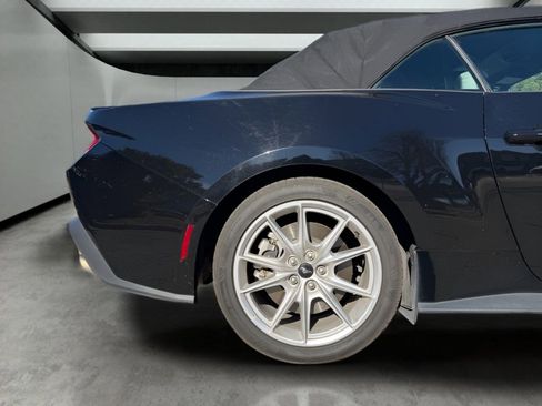 Used 2024 Ford Mustang GT Premium image 8