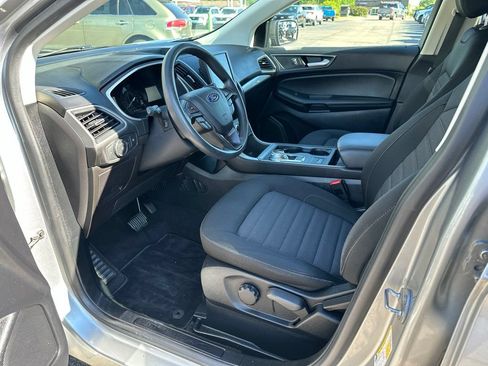 Used 2021 Ford Edge SE AWD/4WD image 9