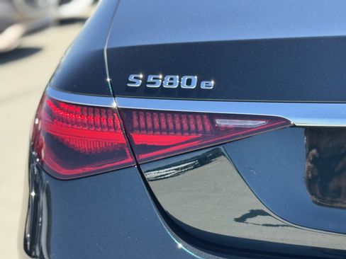 New 2026 Mercedes-Benz S 580e 4MATIC Sedan image 11