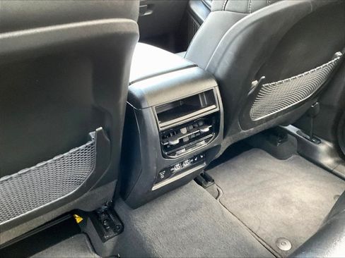 Used 2023 Jeep Grand Cherokee Limited RWD image 24