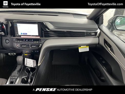 Used 2026 Toyota Camry SE FWD image 18