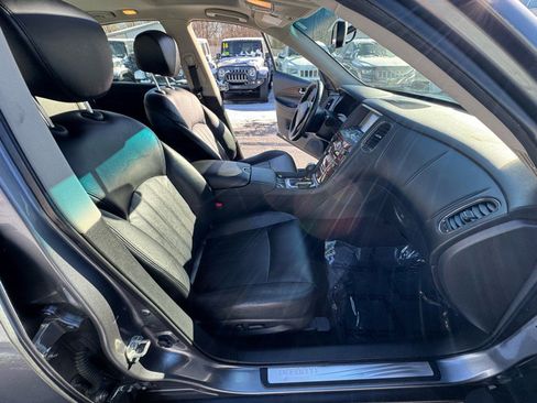 Used 2015 INFINITI QX50 Journey w/ Premium Package image 16