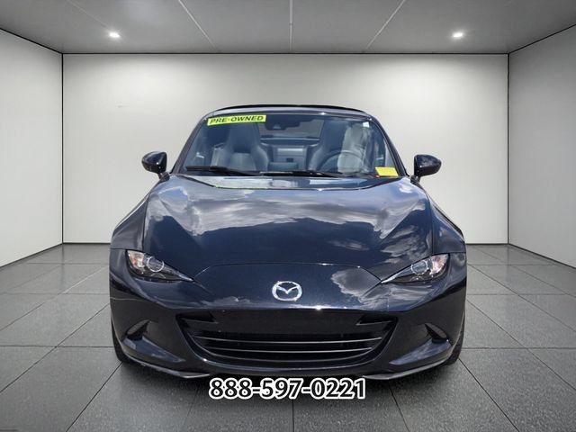 Used 2020 MAZDA MX-5 Miata RF Grand Touring RWD image 8