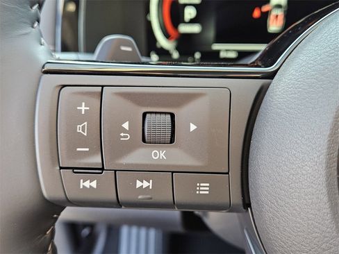 New 2025 Nissan Pathfinder Platinum image 25