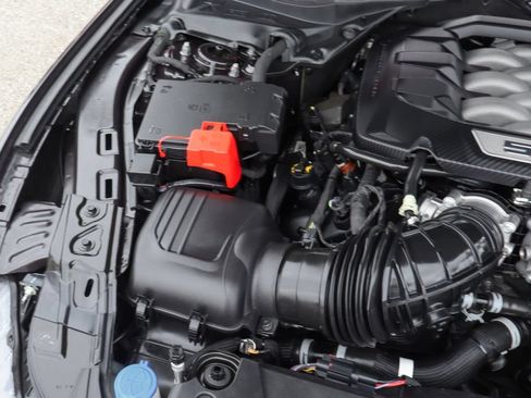 Used 2024 Ford Mustang GT Premium RWD image 13