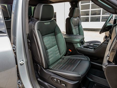 Used 2026 GMC Sierra 2500 AT4X image 31