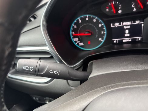 Used 2018 Chevrolet Equinox LT image 33