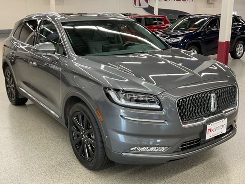 Used 2023 Lincoln Nautilus Reserve w/ Equipment Group 202A AWD/4WD image 3