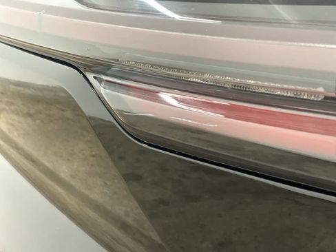 Used 2025 Chevrolet Equinox EV LT w/ Convenience Package image 34