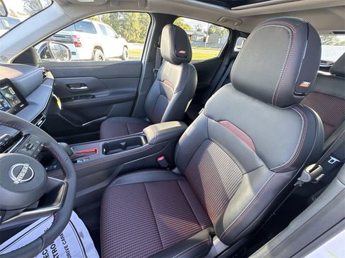 New 2026 Nissan Kicks SR w/ SR Premium Package image 11