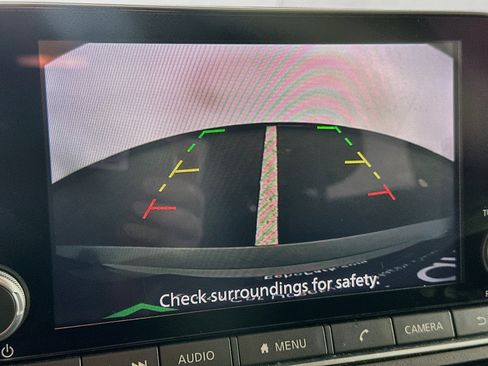 Used 2025 Nissan Altima 2.5 SV FWD image 21