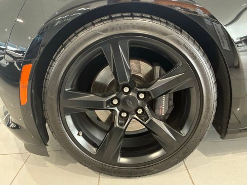 Used 2018 Chevrolet Camaro SS image 16