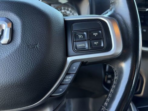 Used 2022 RAM 2500 Big Horn w/ Level C Equiment Group image 9
