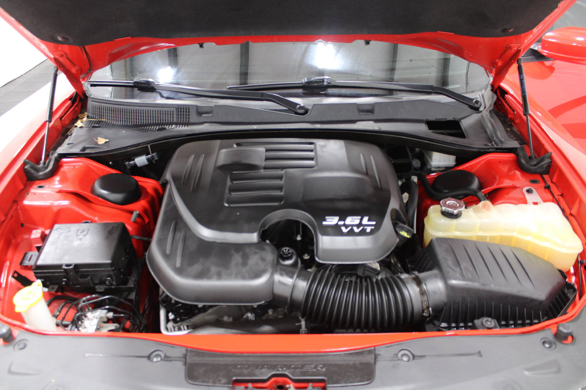 Used 2022 Dodge Charger SXT RWD image 9