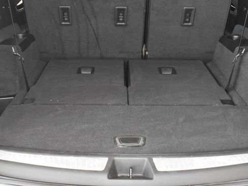 Used 2024 Cadillac XT6 Premium Luxury image 15