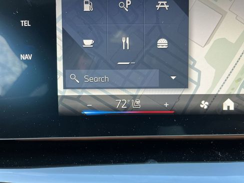 Used 2025 BMW X1 xDrive28i w/ Technology Package image 19