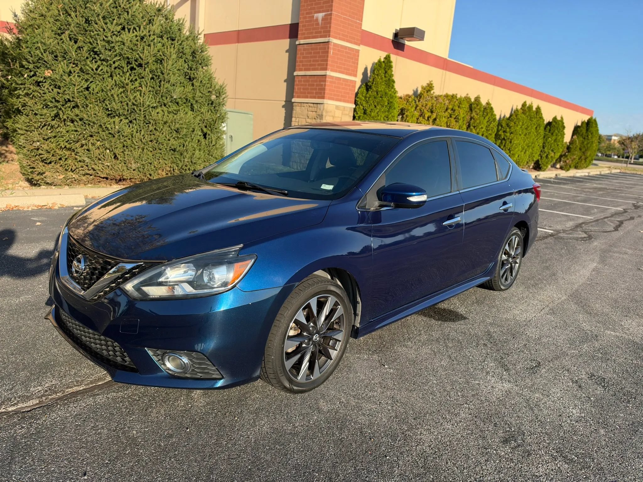 Used 2017 Nissan Sentra SR Turbo w/ SR Turbo Premium Package FWD image 1