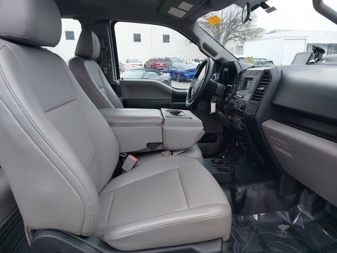 Used 2017 Ford F150 XL w/ Equipment Group 101A Mid image 10