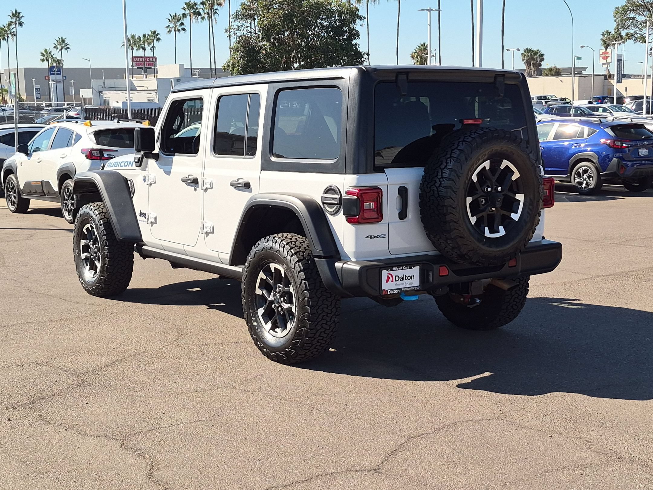 Used 2024 Jeep Wrangler Unlimited Rubicon 4xe AWD/4WD image 6