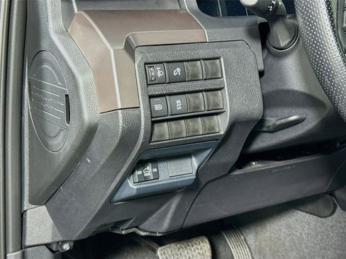 Used 2025 Toyota Tacoma SR5 RWD image 8