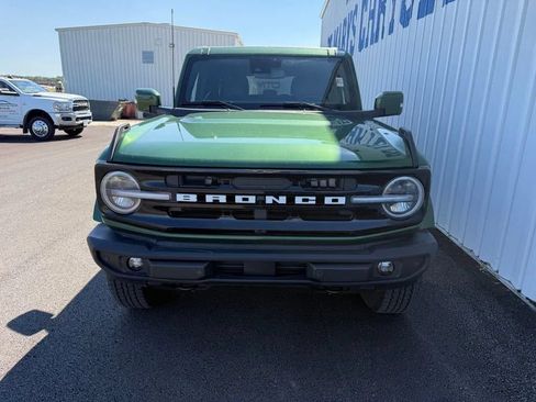 Used 2024 Ford Bronco Outer Banks AWD/4WD image 3