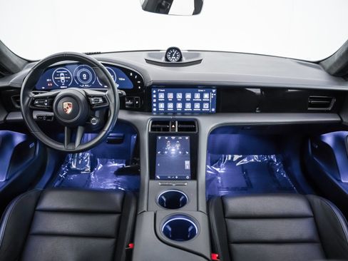 Certified 2022 Porsche Taycan GTS image 14