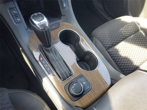 Used 2017 GMC Acadia SLE w/ Driver Alert Package I image 24