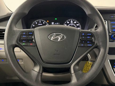 Used 2015 Hyundai Sonata SE FWD image 15