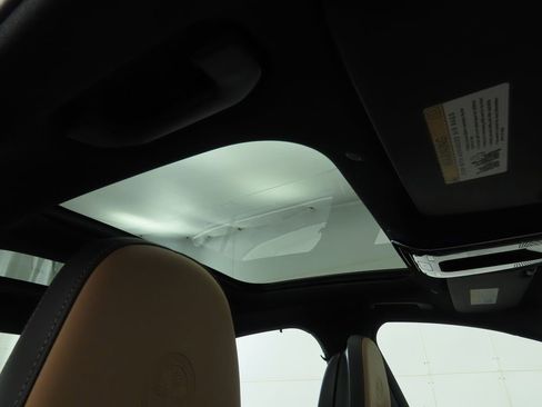 New 2026 Mercedes-Benz E 53 AMG e 4MATIC Sedan image 19