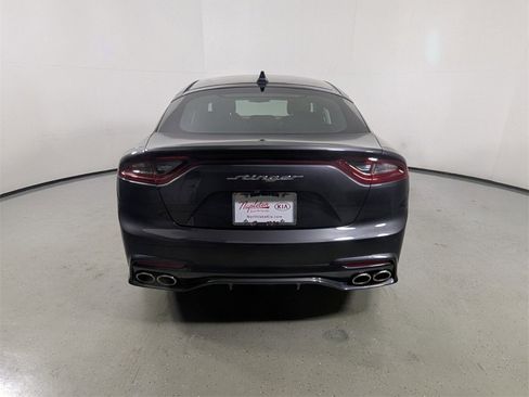 Used 2019 Kia Stinger Base image 6
