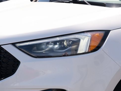 Used 2020 Ford Edge ST w/ Equipment Group 401A AWD/4WD image 21