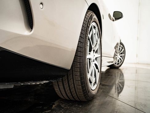 Certified 2024 Mercedes-Benz C 43 AMG 4MATIC Sedan image 54