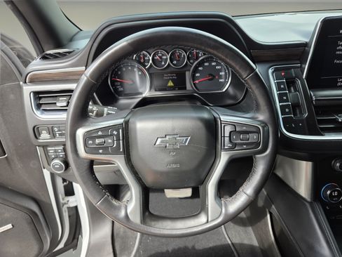 Used 2021 Chevrolet Suburban Z71 w/ Rear Media and Nav Package AWD/4WD image 18
