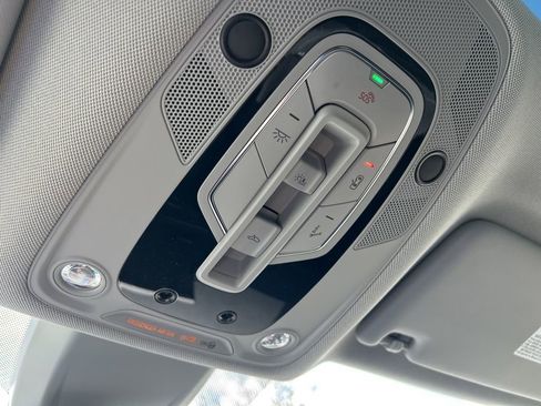 Used 2023 Audi Q5 2.0T Premium w/ Convenience Package image 39