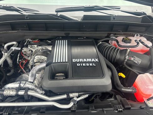 New 2026 GMC Sierra 1500 SLT image 27